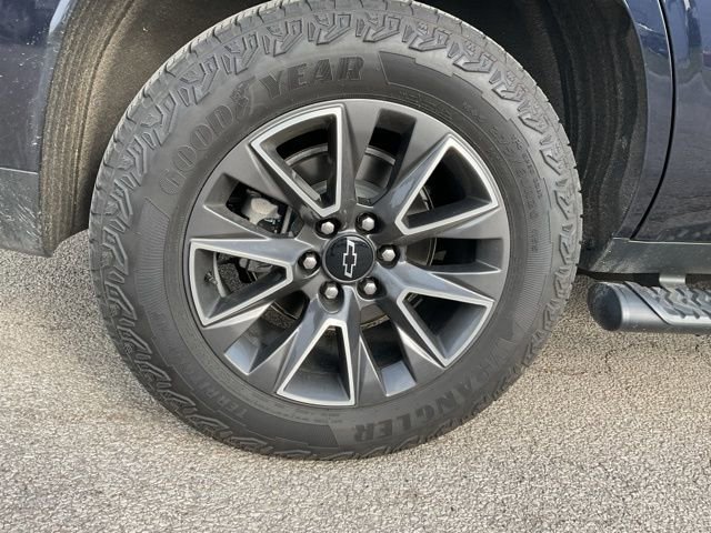 Used 2023 Chevrolet Tahoe Z71 w/ Luxury Package image 11