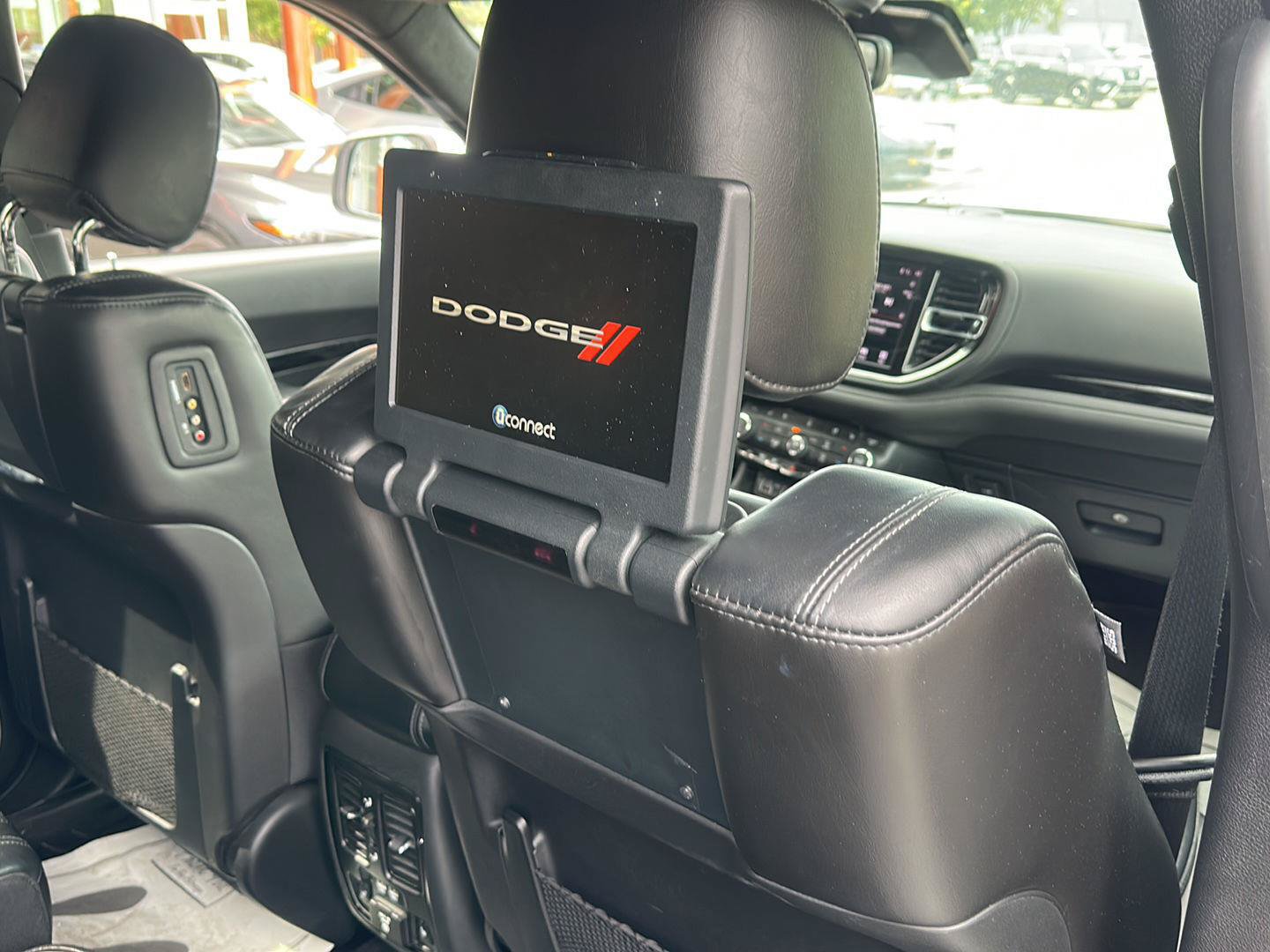 Used 2021 Dodge Durango Citadel w/ Premium Entertainment Group AWD/4WD image 13