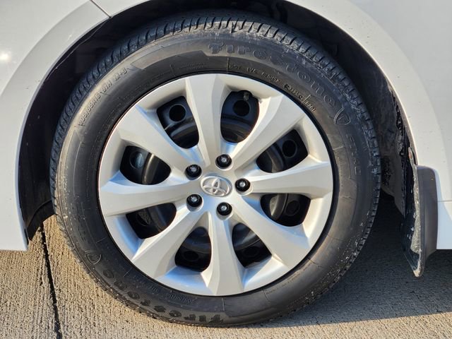 Used 2024 Toyota Corolla LE FWD image 9