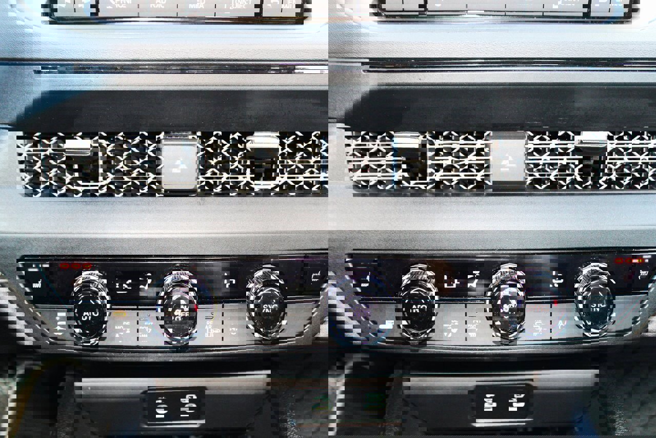 Used 2024 Honda Accord EX image 18