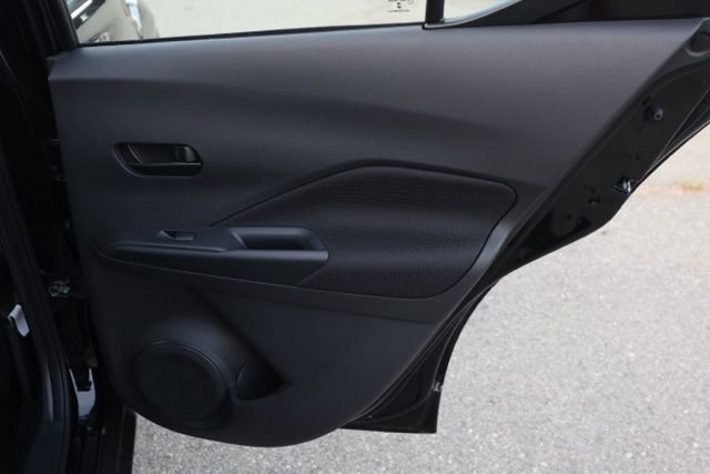 New 2025 Nissan Kicks Play S image 19
