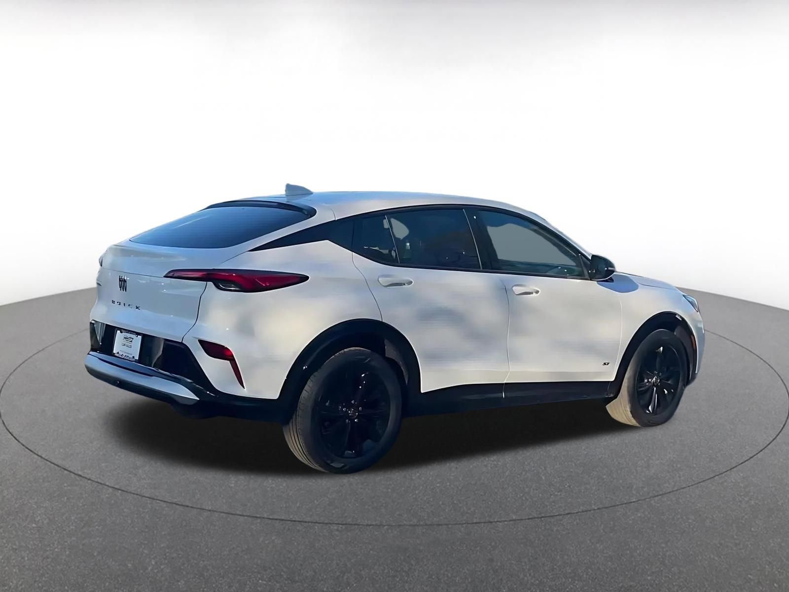 Used 2025 Buick Envista Sport Touring image 15