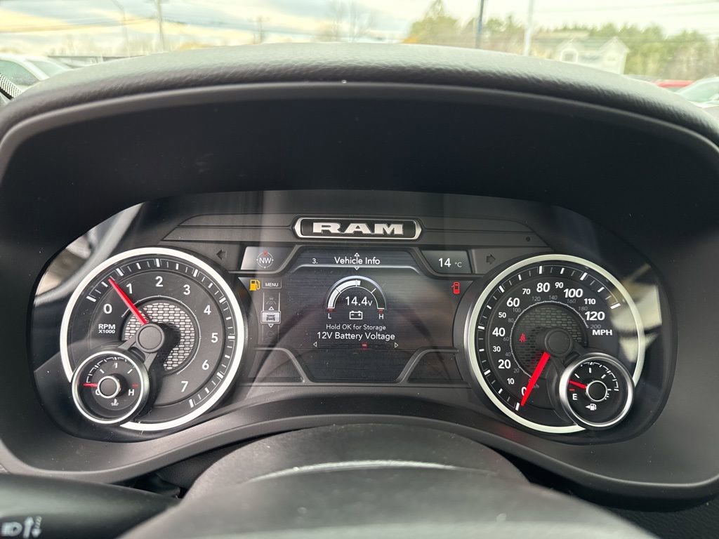 New 2026 RAM 1500 4x4 Crew Cab image 11