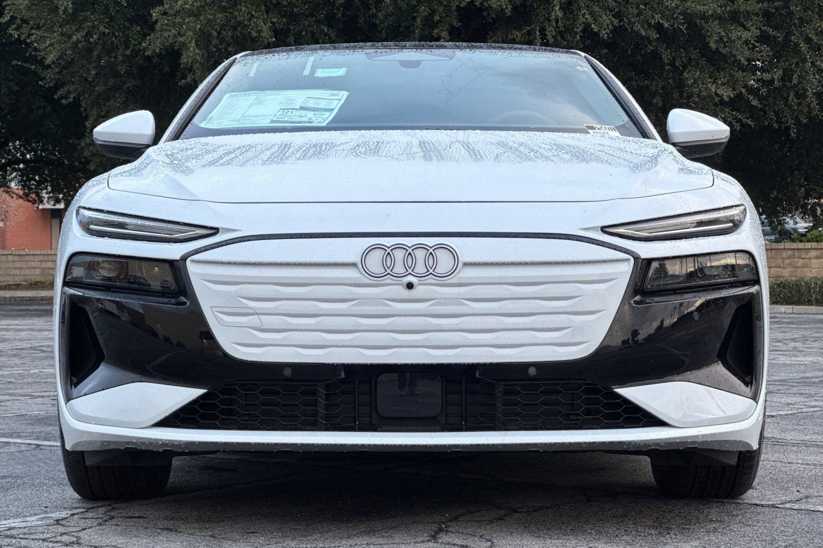 New 2025 Audi A6 e-tron Premium image 6