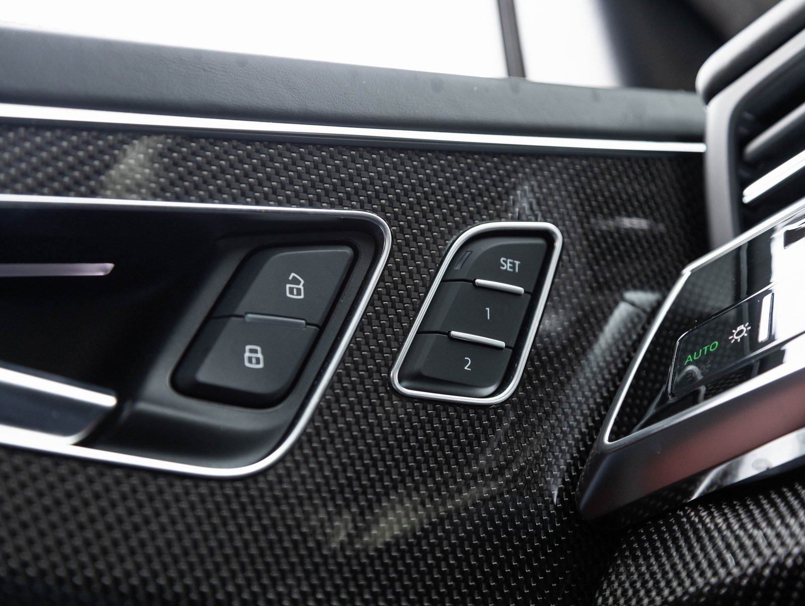 Used 2022 Audi SQ8 Prestige w/ Prestige Package image 18