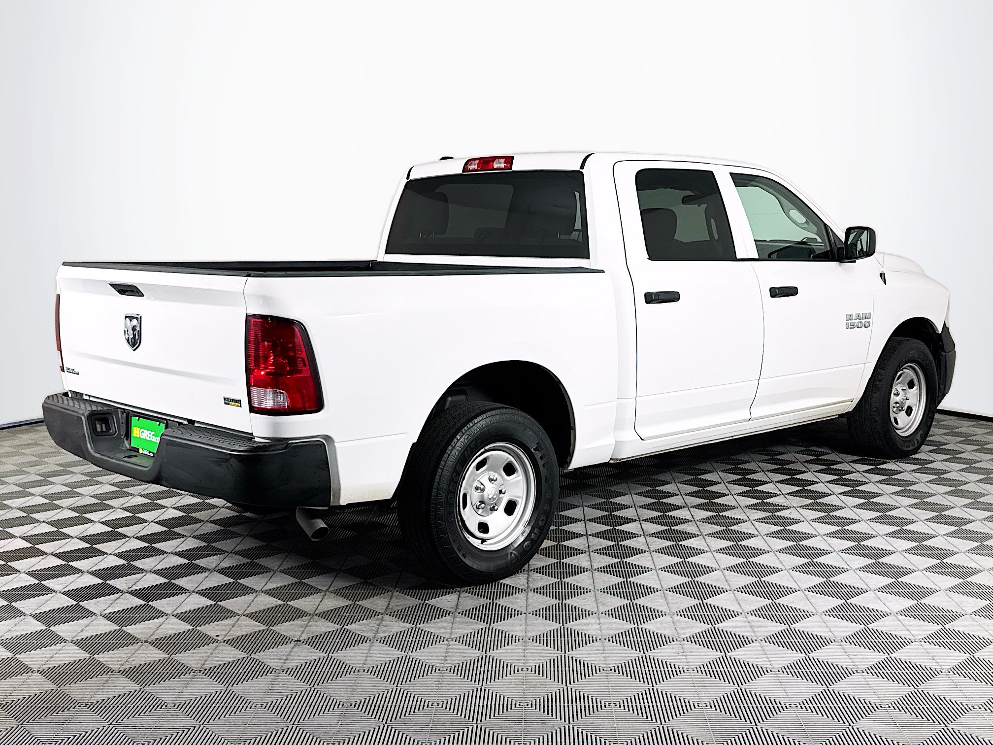 Used 2018 RAM 1500 Tradesman w/ Popular Equipment Group RWD image 8
