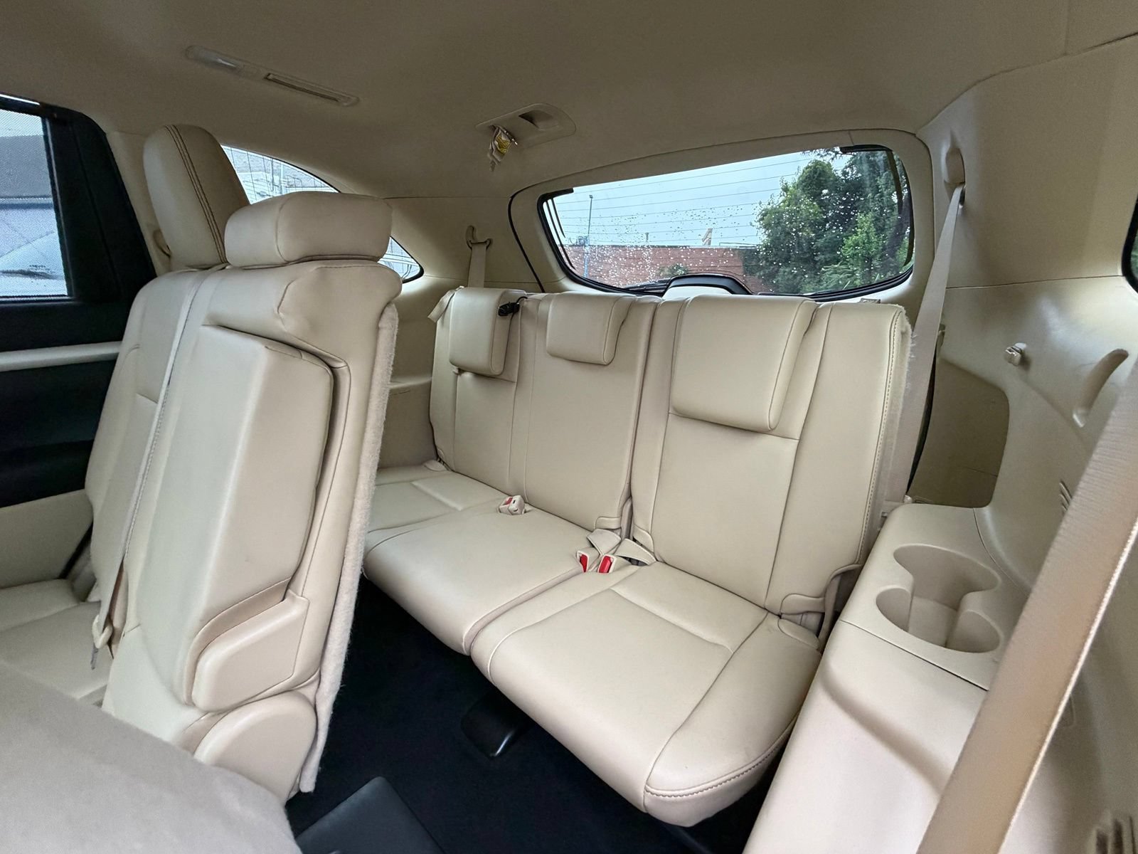 Used 2019 Toyota Highlander XLE AWD/4WD image 16