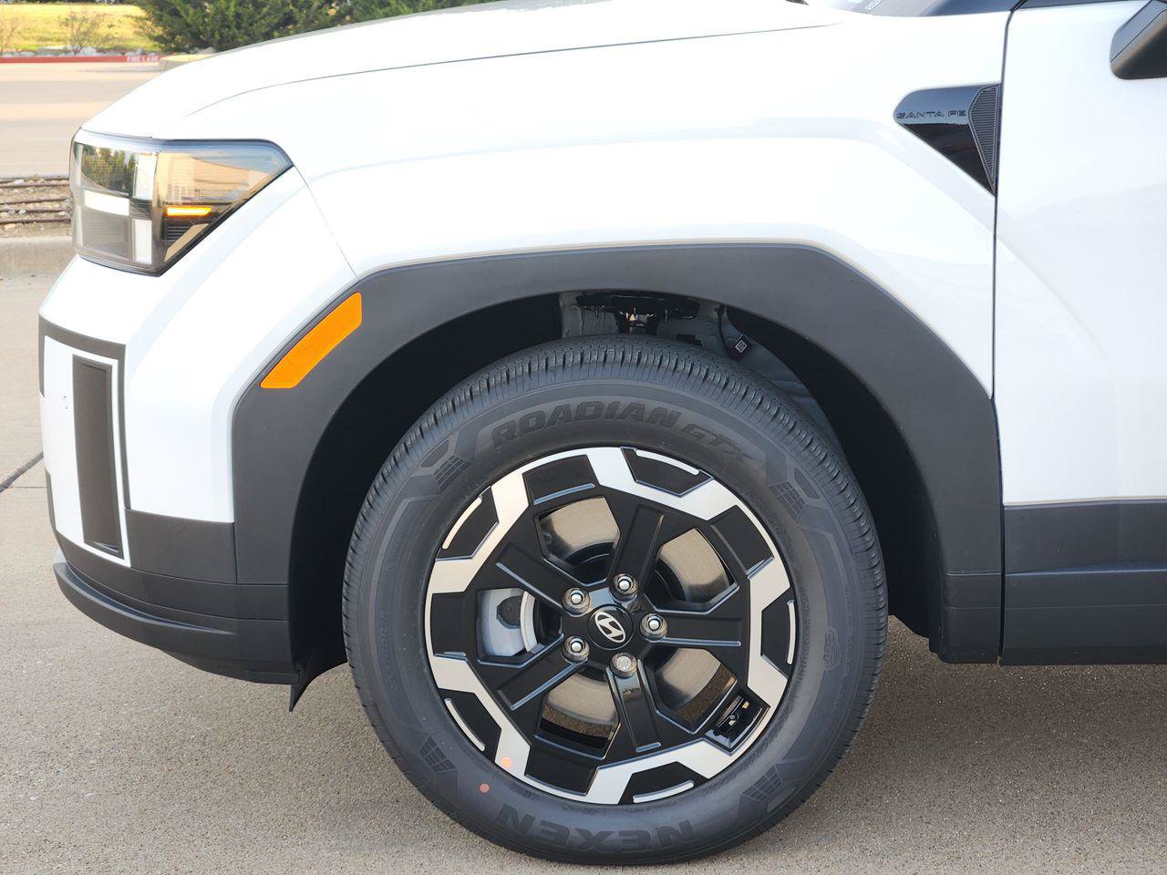 New 2027 Hyundai Santa Fe SE FWD image 6