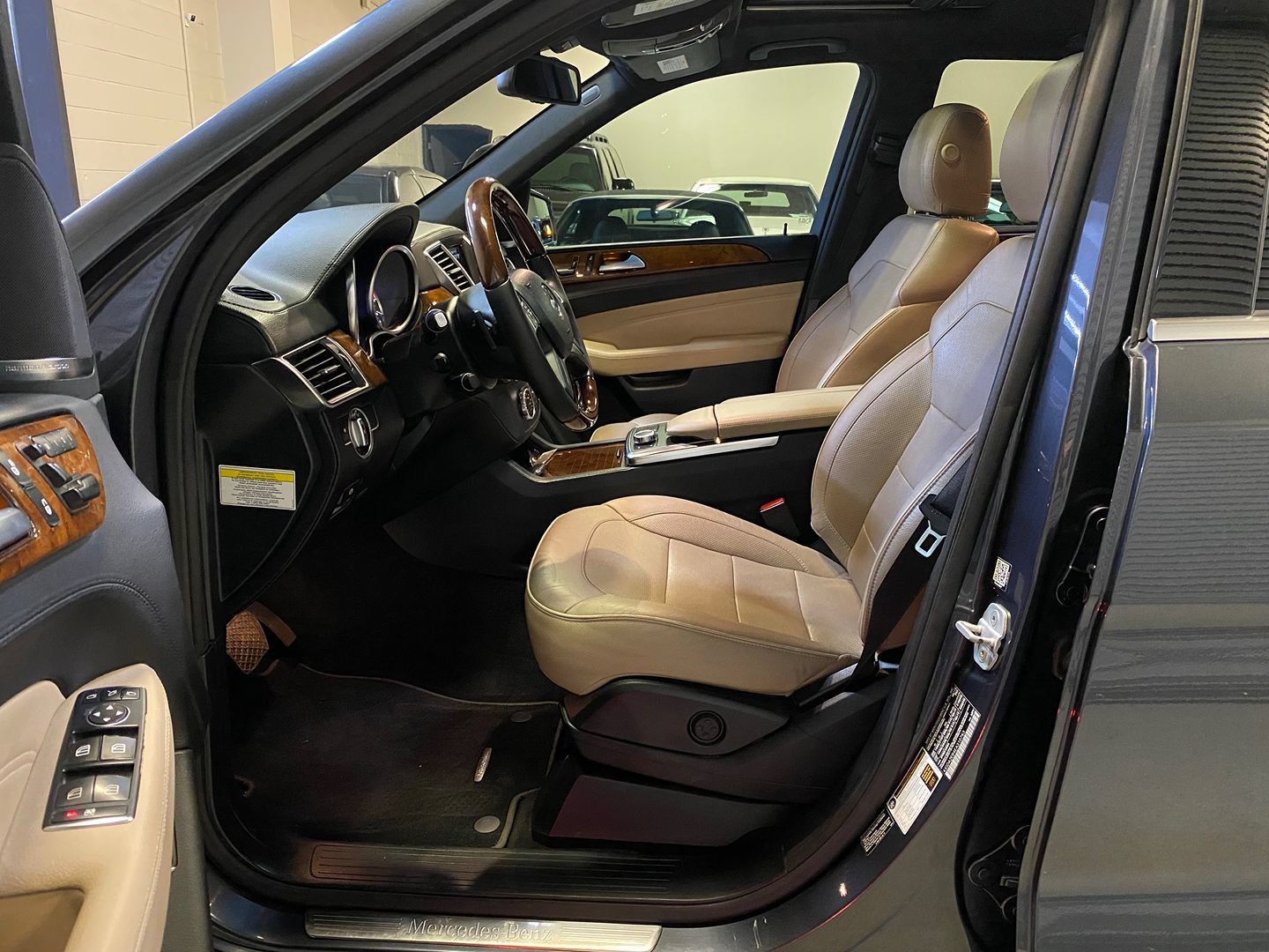 Used 2014 Mercedes-Benz ML 350 BlueTEC 4MATIC image 25