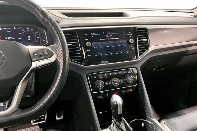 Used 2023 Volkswagen Atlas SEL R-Line image 9