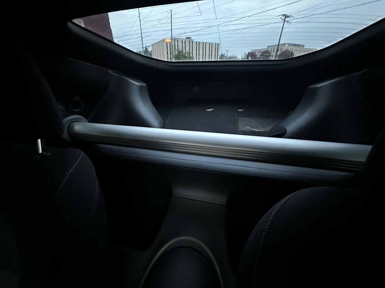 Used 2015 Nissan 370Z Coupe image 36