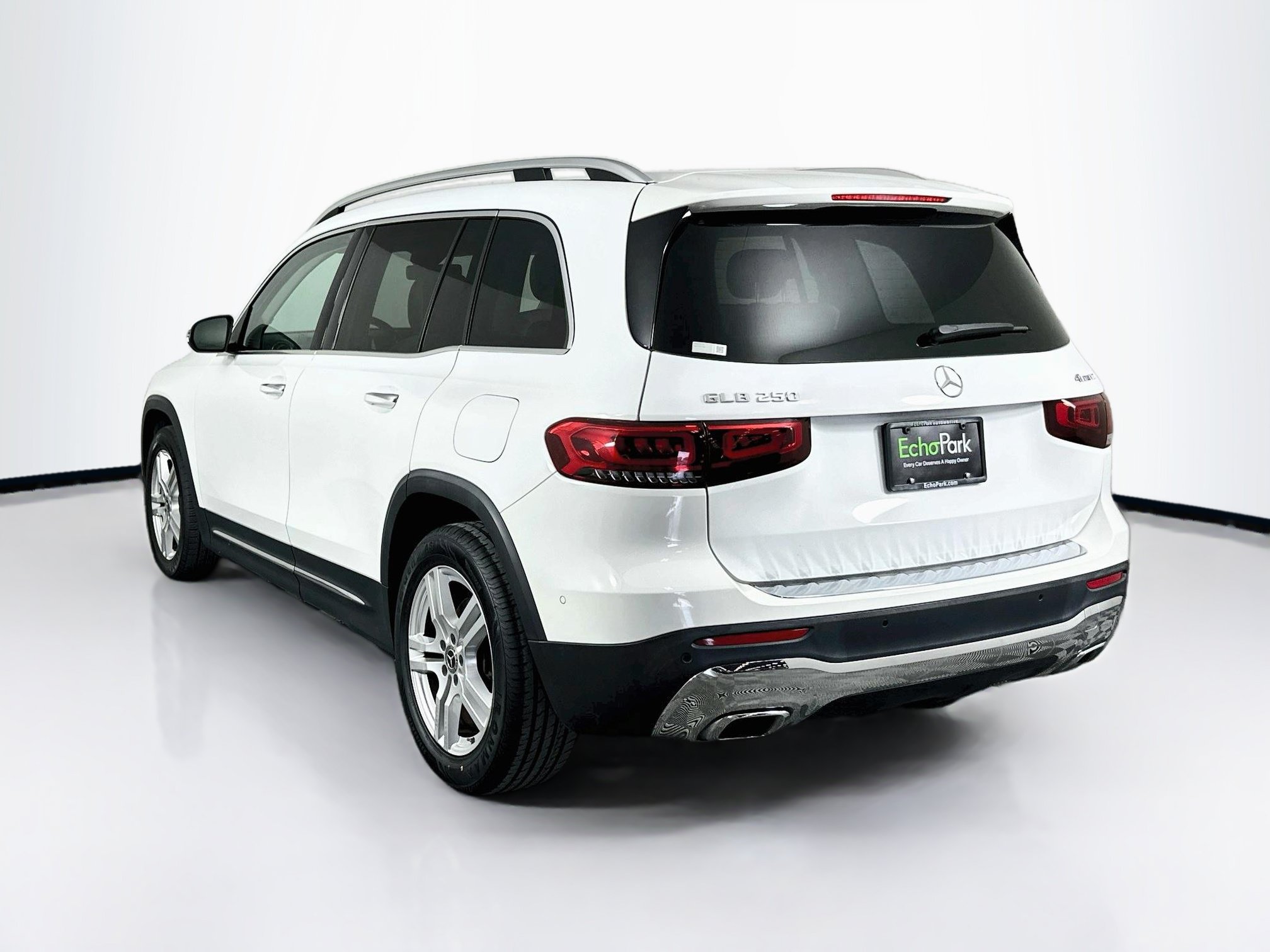 Used 2023 Mercedes-Benz GLB 250 4MATIC image 5