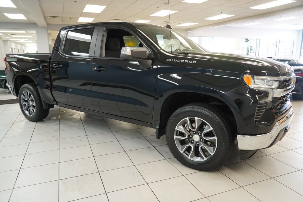 Certified 2023 Chevrolet Silverado 1500 LT AWD/4WD image 13