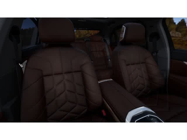 New 2026 BMW 740i xDrive w/ Premium Package AWD/4WD image 11