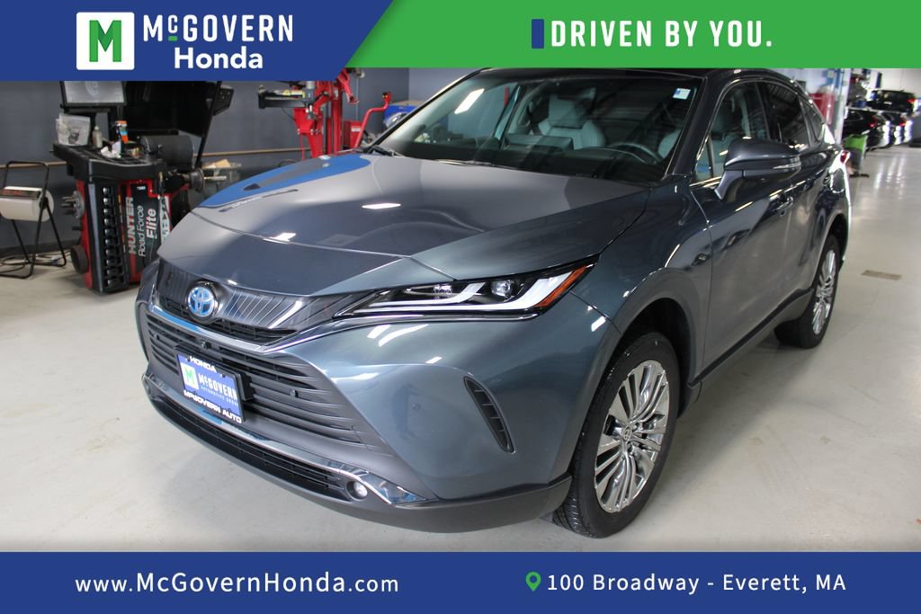 Used 2024 Toyota Venza Limited AWD/4WD image 1