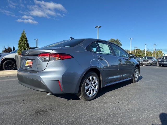 New 2026 Toyota Corolla LE image 7