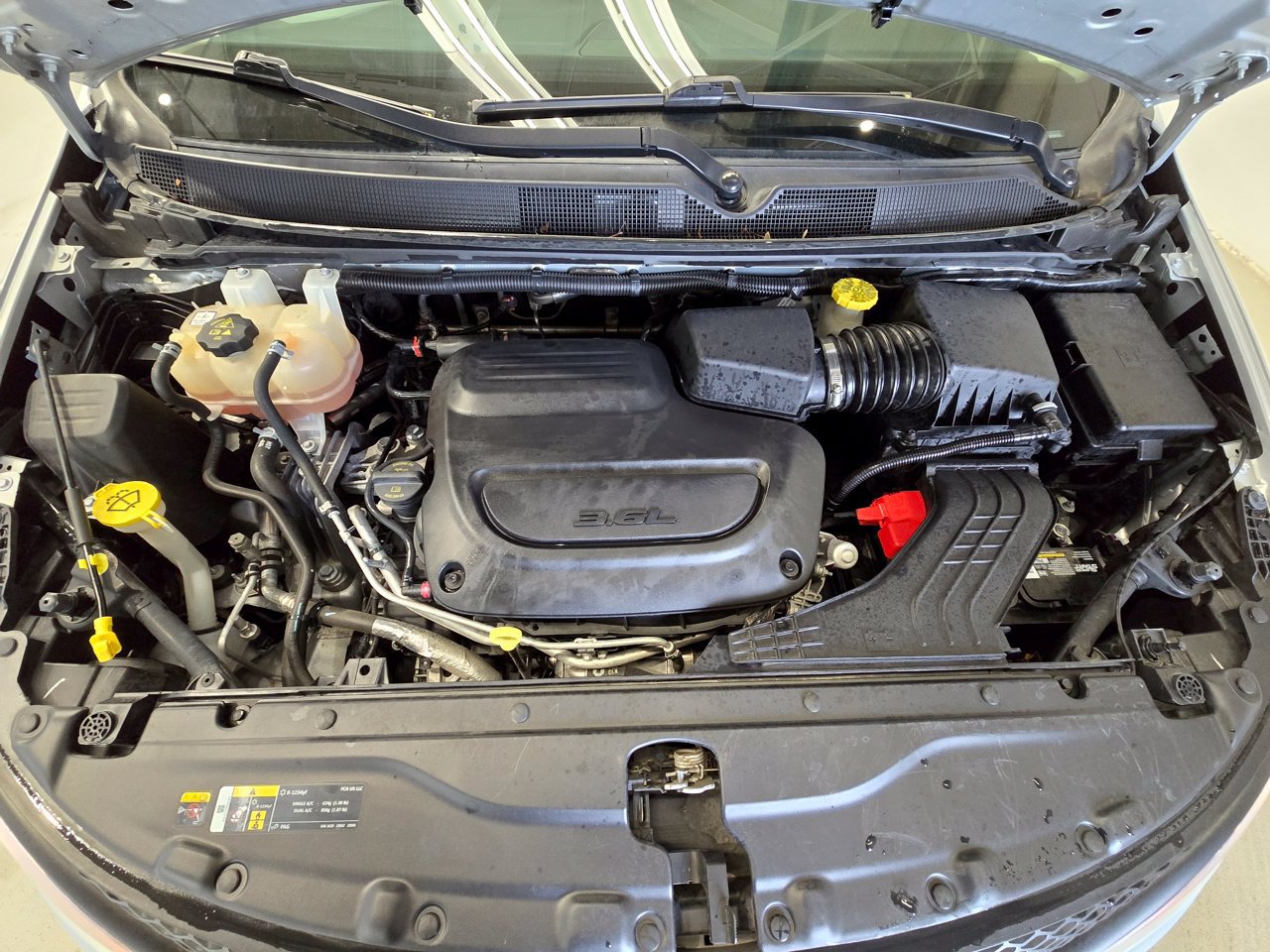 Used 2023 Chrysler Voyager LX FWD image 24