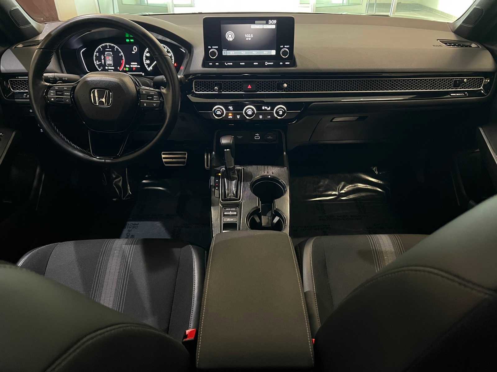 Used 2024 Honda Civic Sport image 10