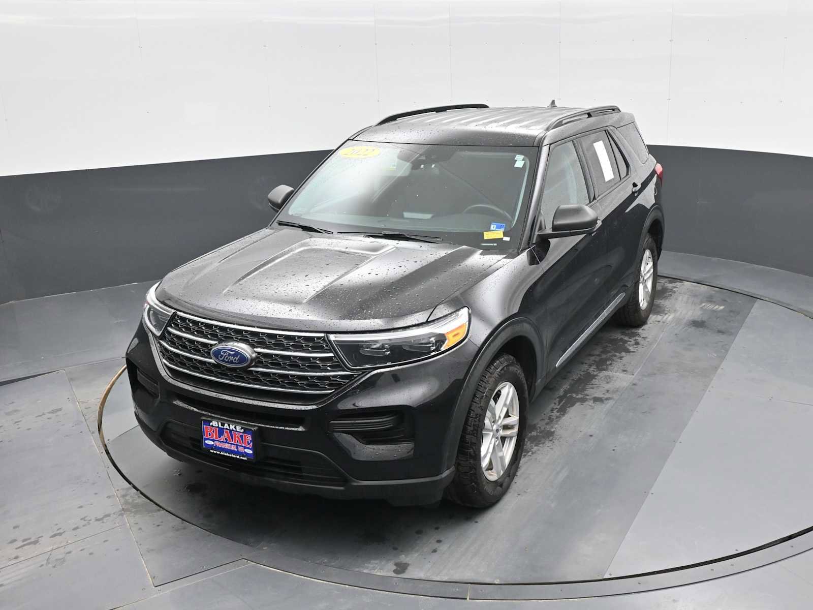 Used 2022 Ford Explorer XLT image 23