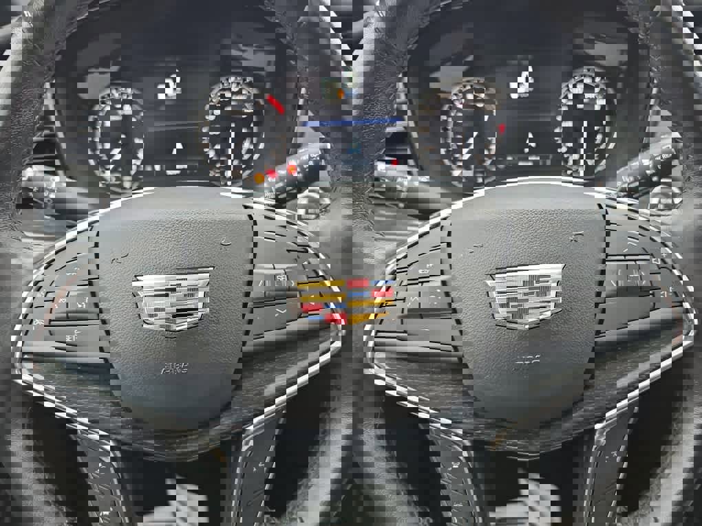 Used 2024 Cadillac XT5 Premium Luxury image 17