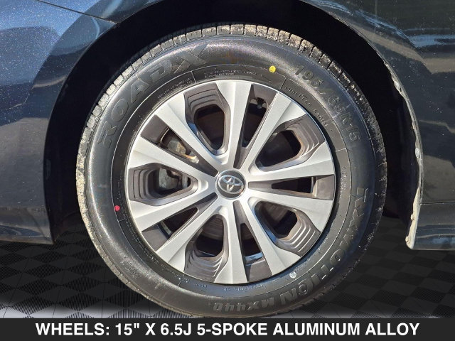 Used 2022 Toyota Prius Prime LE FWD image 16