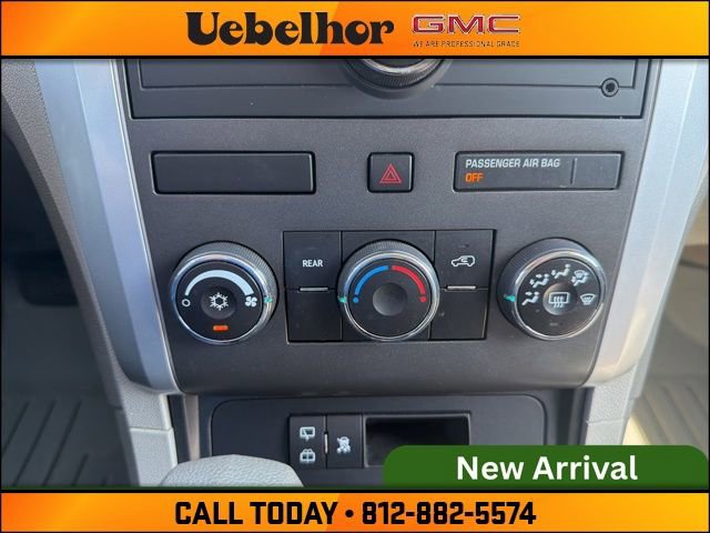 Used 2011 Chevrolet Traverse LS FWD image 26