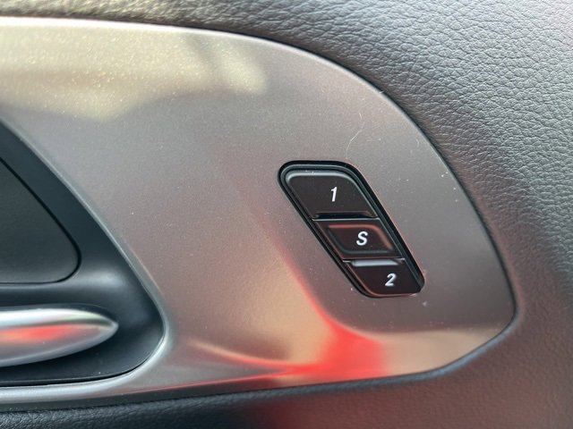 New 2026 Chrysler Pacifica Select image 16