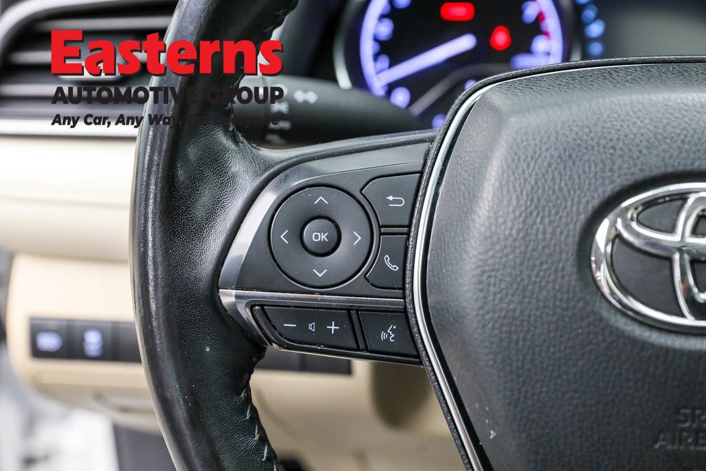 Used 2019 Toyota Camry XLE image 15