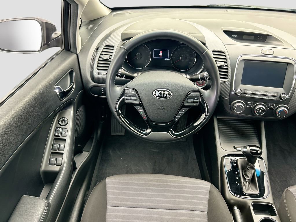 Used 2018 Kia Forte S w/ S Technology Plus Package image 10