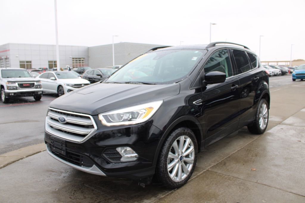 Used 2019 Ford Escape SEL image 3