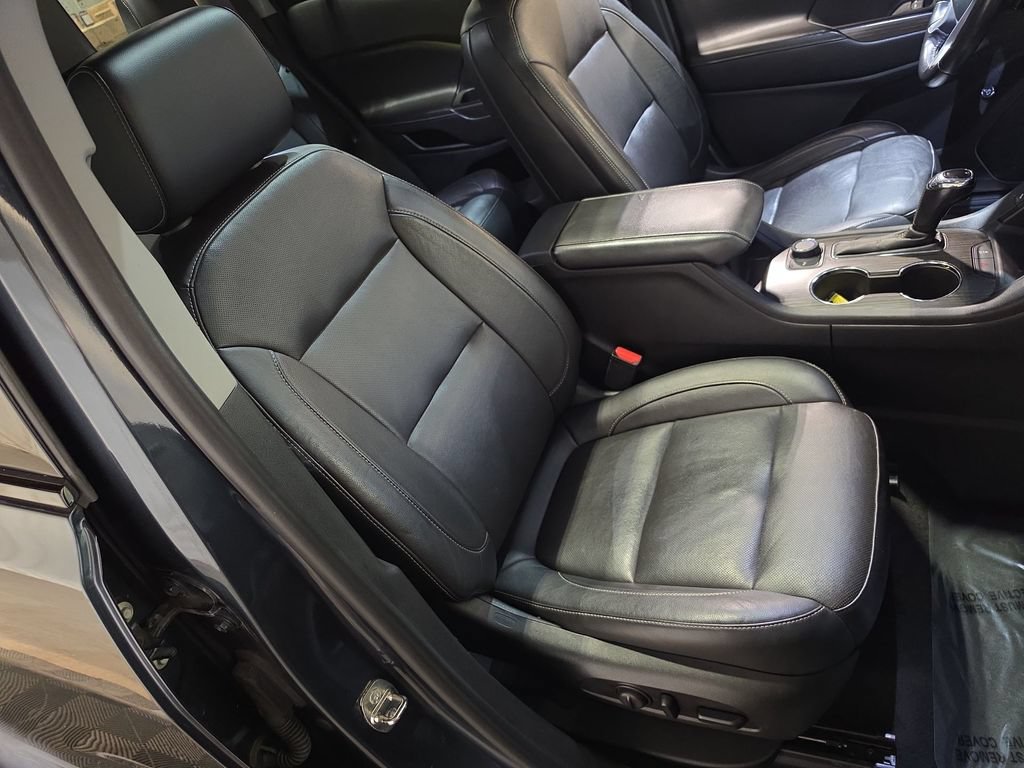 Used 2019 GMC Acadia SLT w/ Black Edition FWD image 26