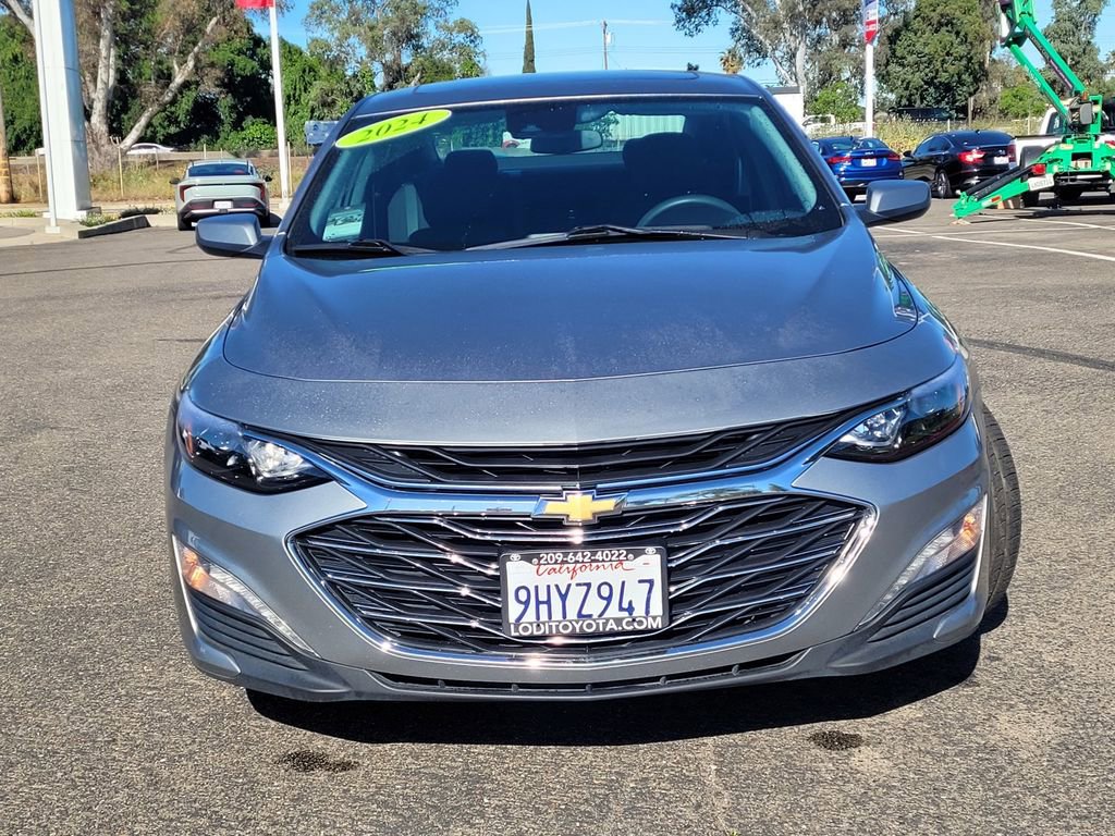 Used 2024 Chevrolet Malibu LT FWD image 2