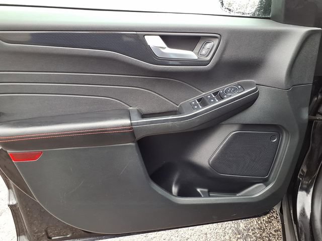 Used 2025 Ford Escape ST-Line AWD/4WD image 51