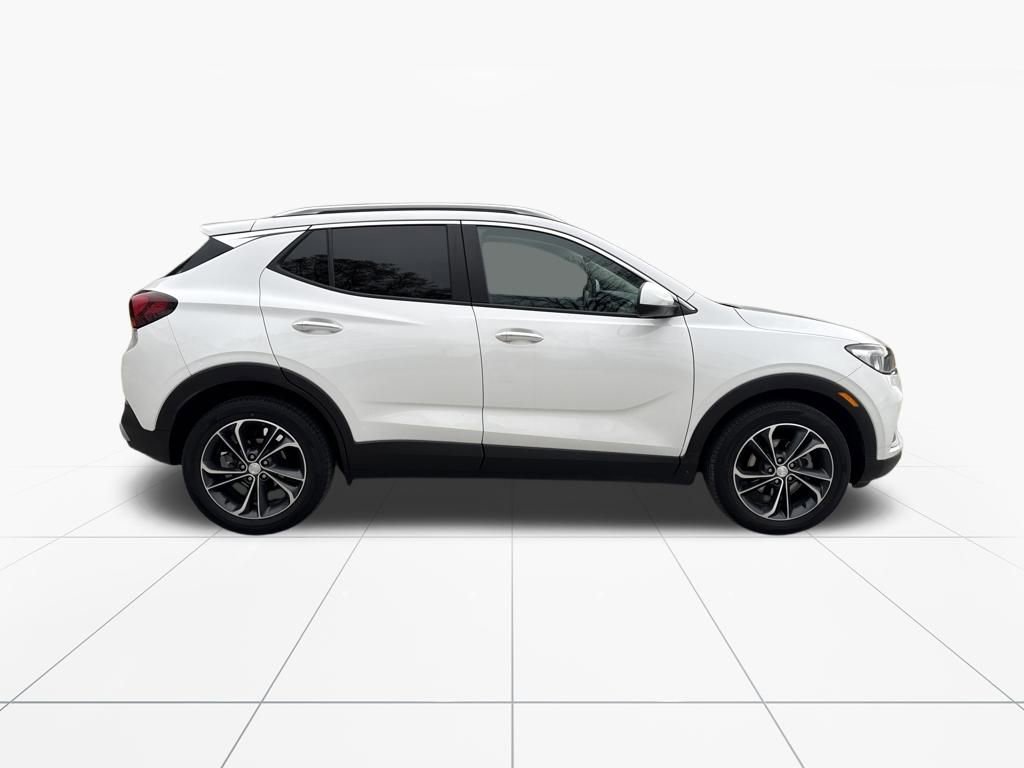 Used 2022 Buick Encore GX Select image 10