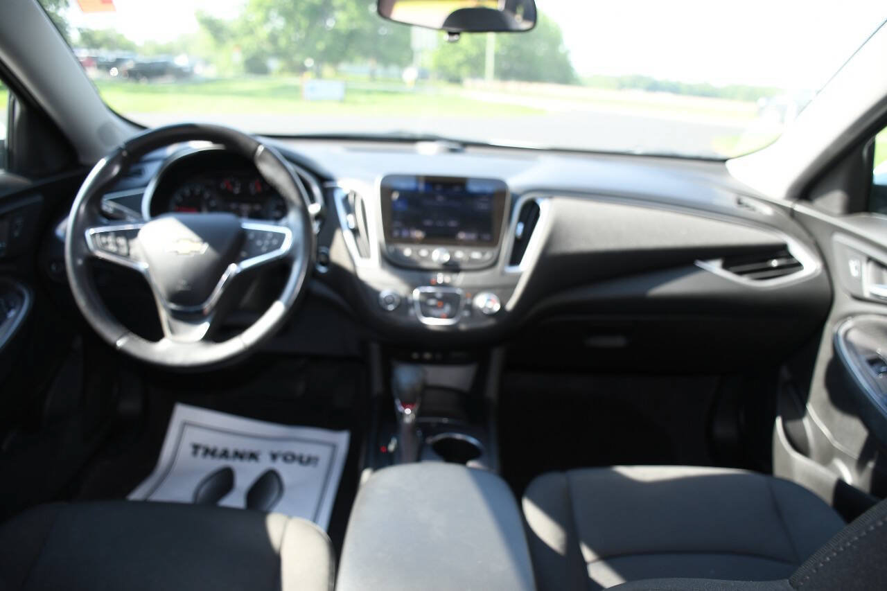 Used 2021 Chevrolet Malibu RS FWD image 24
