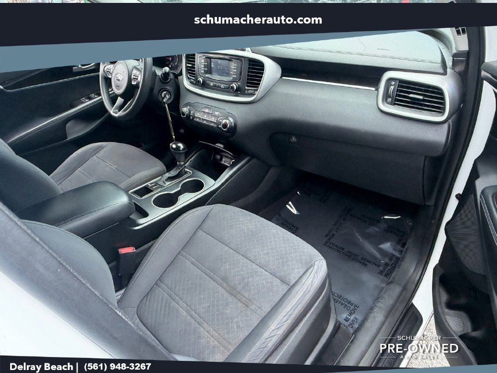 Used 2017 Kia Sorento LX FWD image 18