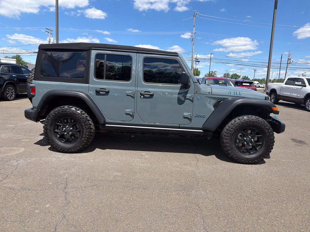 Used 2024 Jeep Wrangler Unlimited AWD/4WD image 7