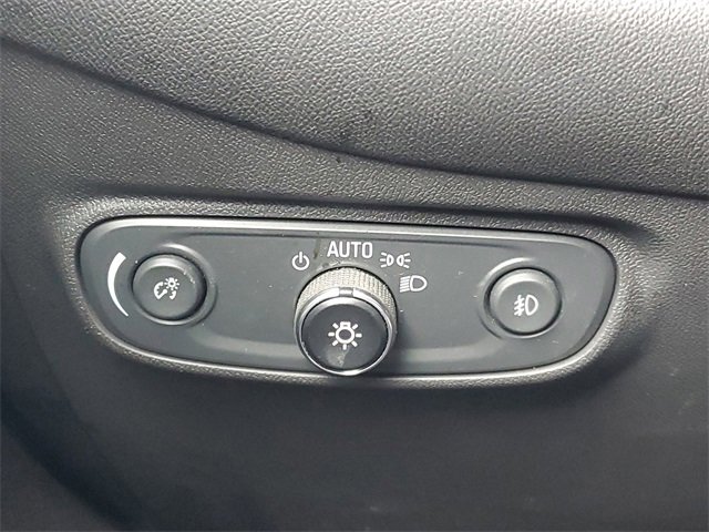 Used 2021 Chevrolet Equinox LT image 20