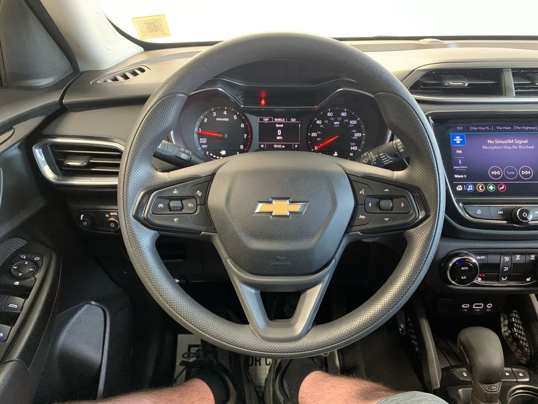 Used 2022 Chevrolet TrailBlazer LT w/ Convenience Package image 31
