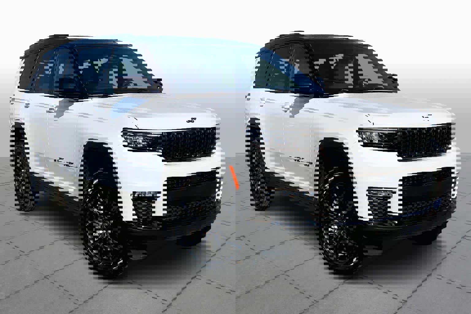 Used 2025 Jeep Grand Cherokee L Limited image 3