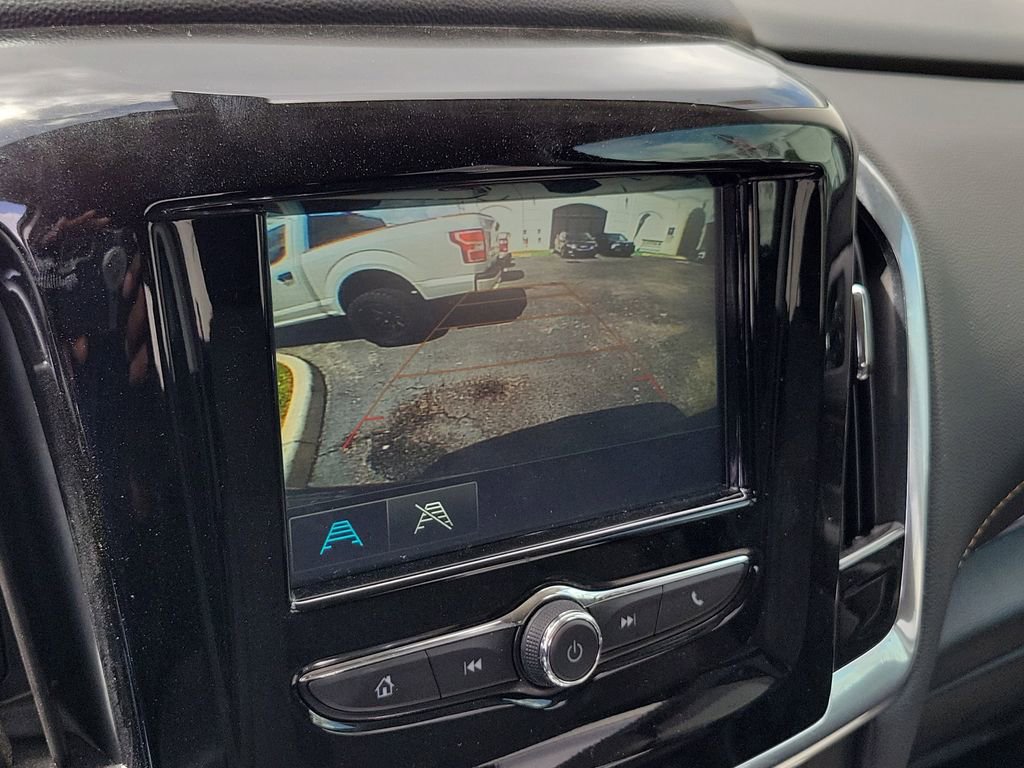 Used 2019 Chevrolet Traverse LT FWD image 26