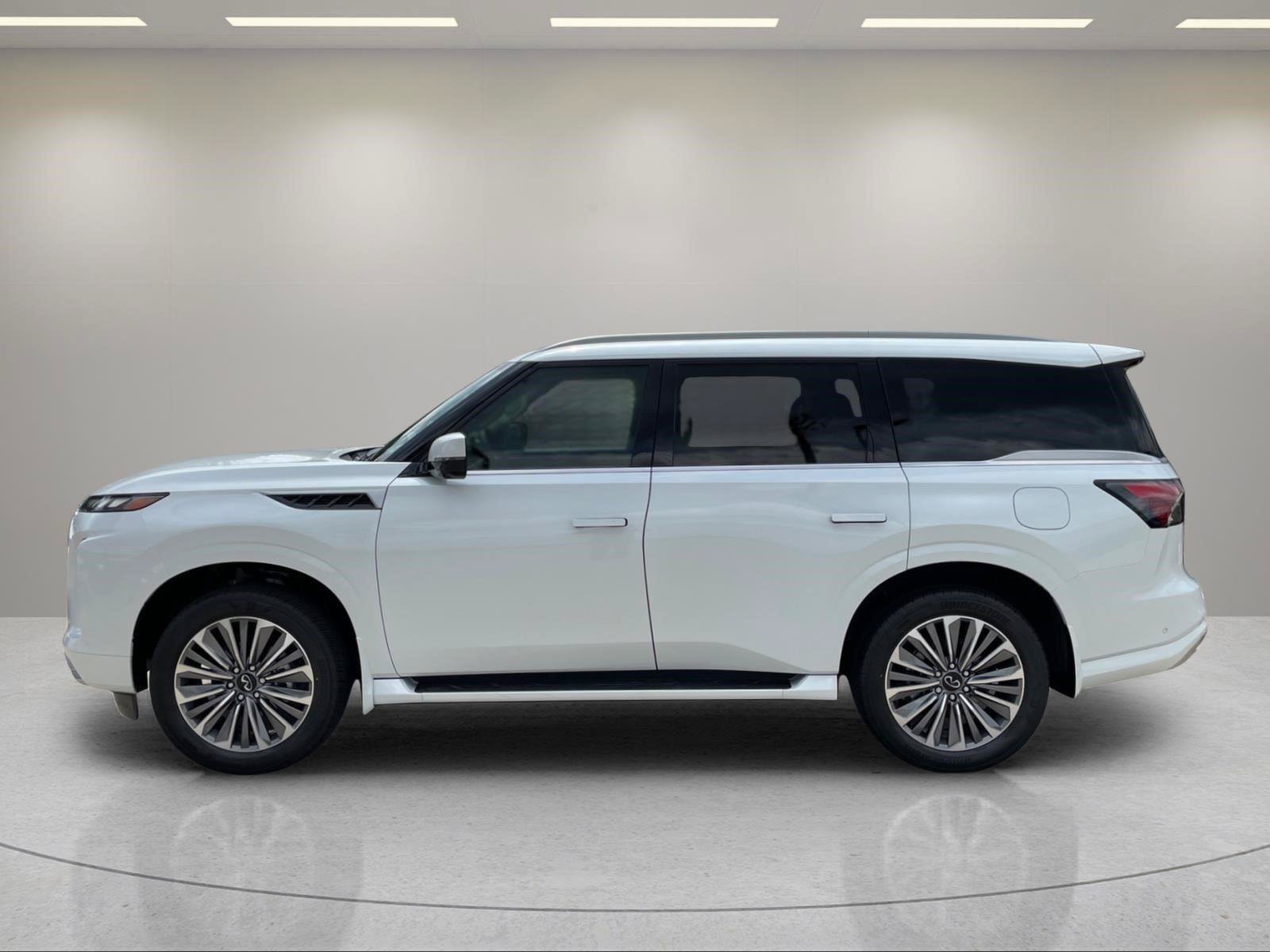 New 2026 INFINITI QX80 Luxe w/ Cargo Package RWD image 2