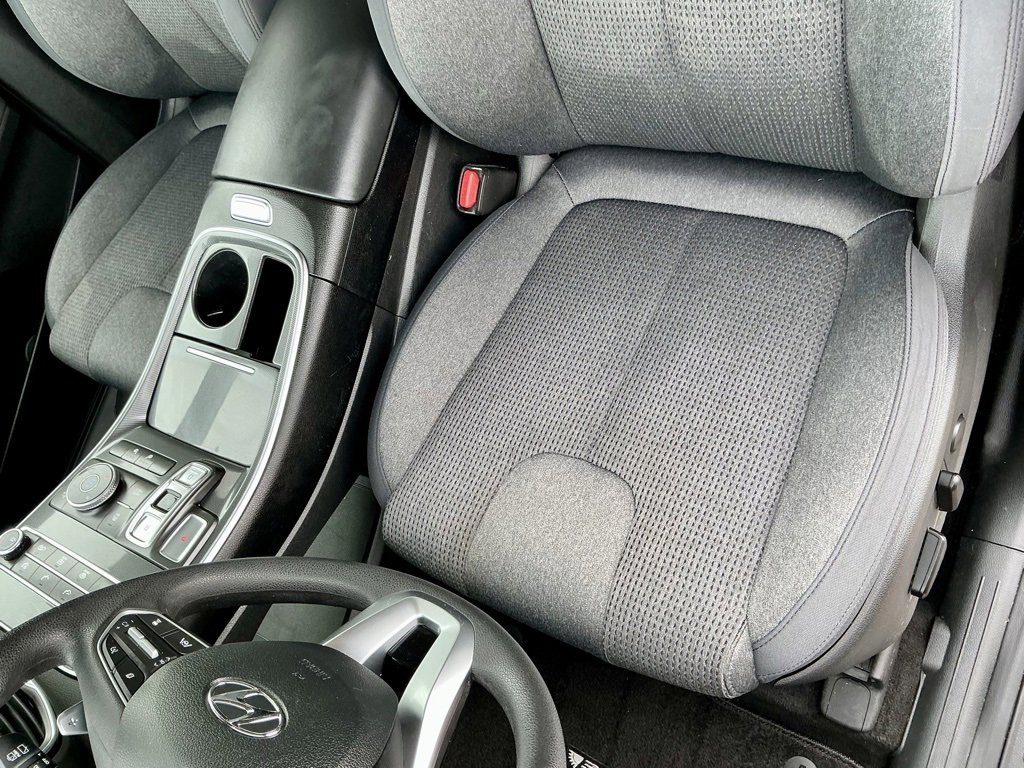 Used 2021 Hyundai Santa Fe SEL w/ Cargo Package image 41