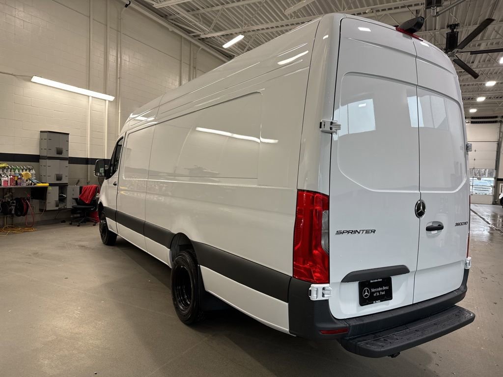 New 2025 Mercedes-Benz Sprinter 3500 image 3