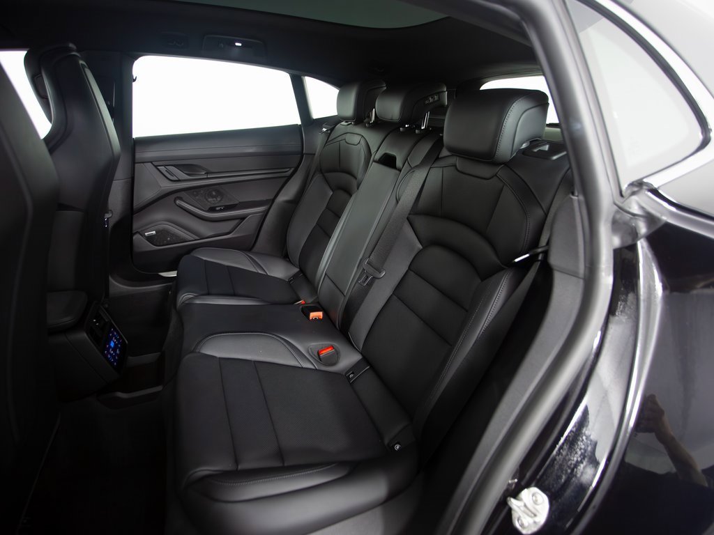 Certified 2023 Porsche Taycan 4S image 36