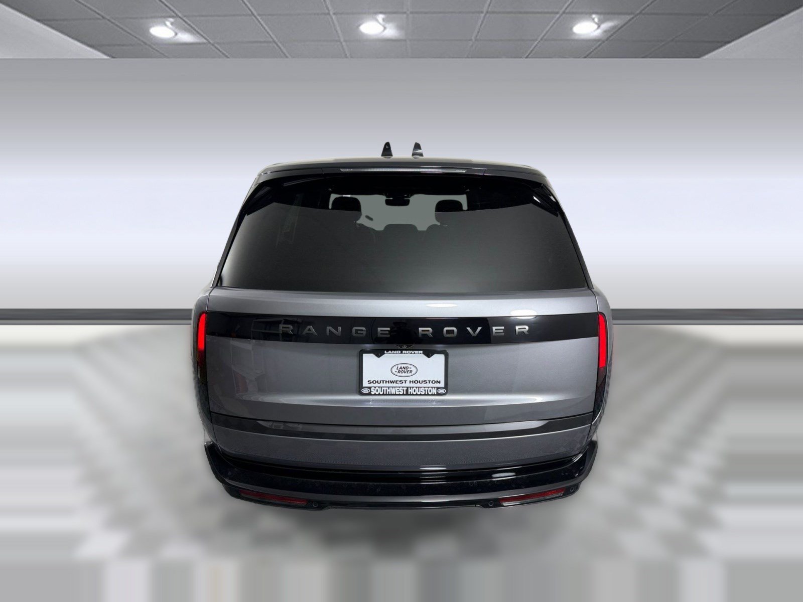 New 2026 Land Rover Range Rover Long Wheelbase SE AWD/4WD image 10