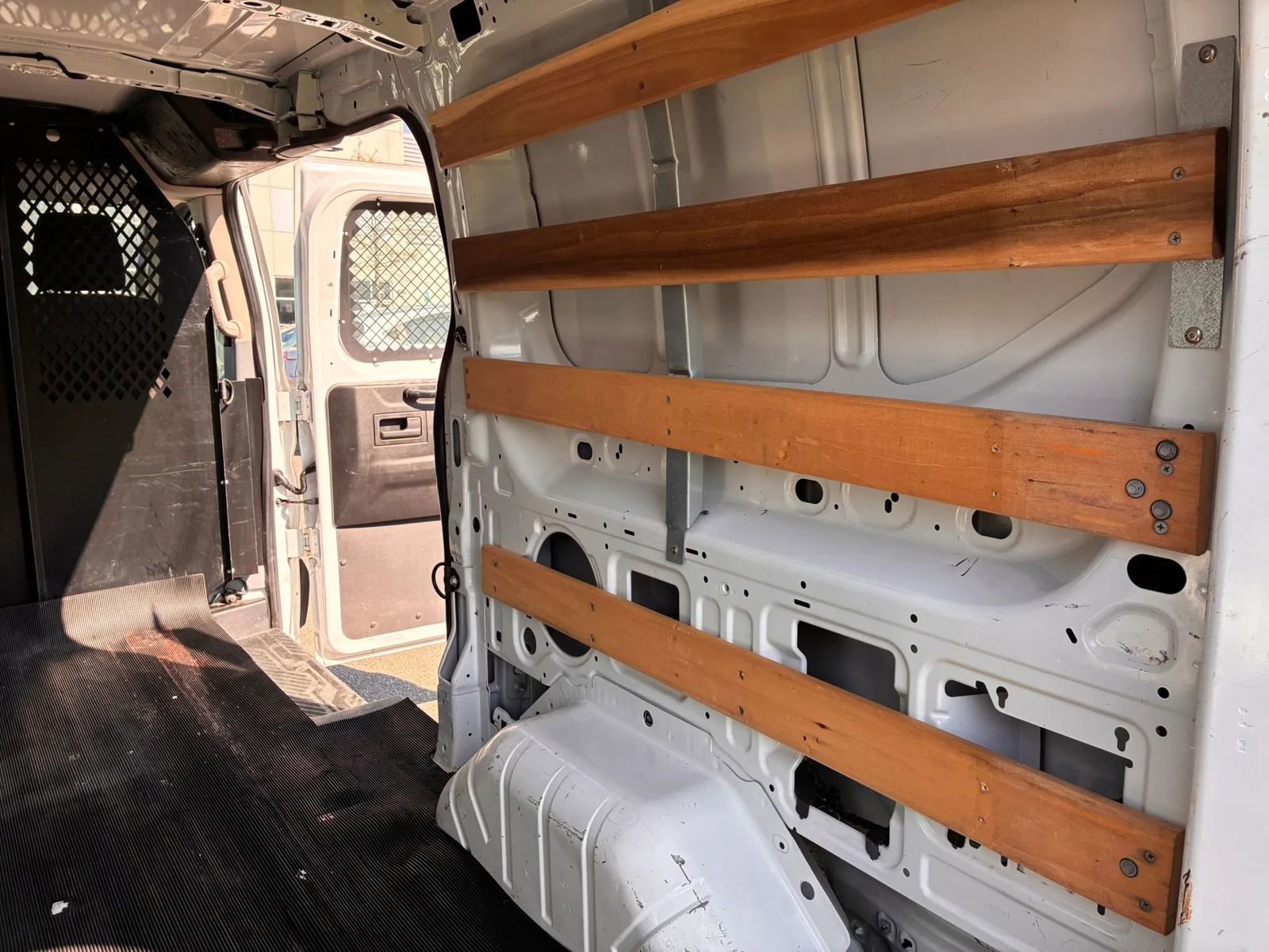 Used 2018 Ford Transit 250 130 Low Roof w/ Exterior Upgrade Package image 26