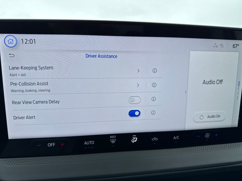 New 2026 Ford Maverick XL image 26