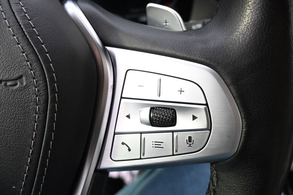 Used 2021 BMW X7 xDrive40i w/ Premium Package image 39