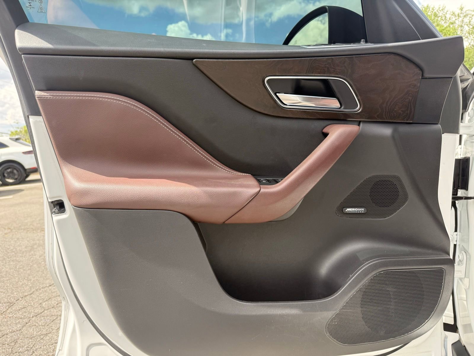 Used 2017 Jaguar F-PACE S image 14